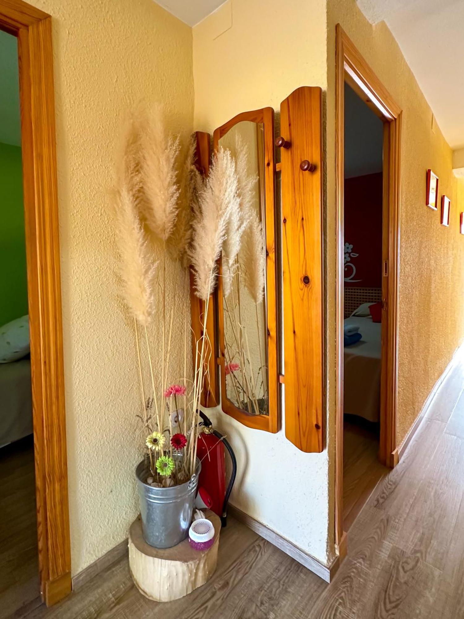 Casa Rural Los Pinos Valmuel ภายนอก รูปภาพ